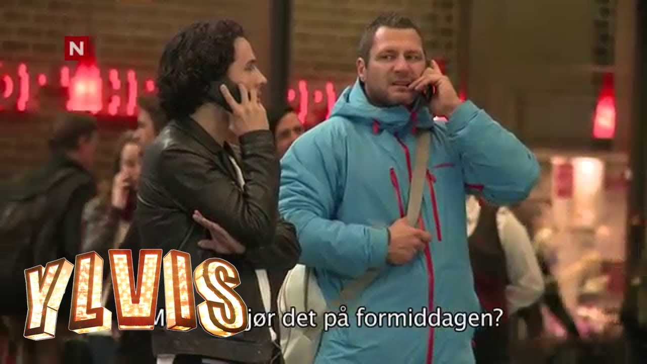Ylvis - Cell phone crashing [English subtitles]