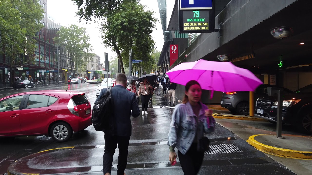 Melbourne 4K - Walking in the rain in Melbourne