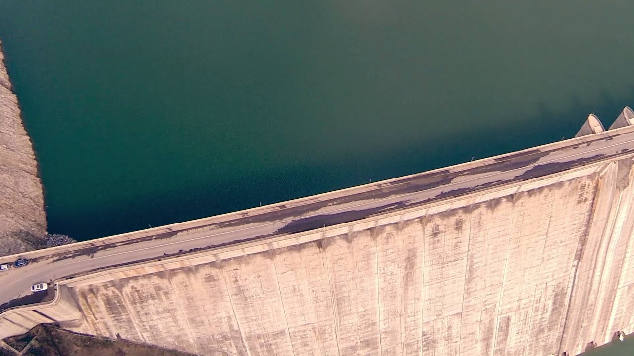 Barajul Bicaz filmare aeriana