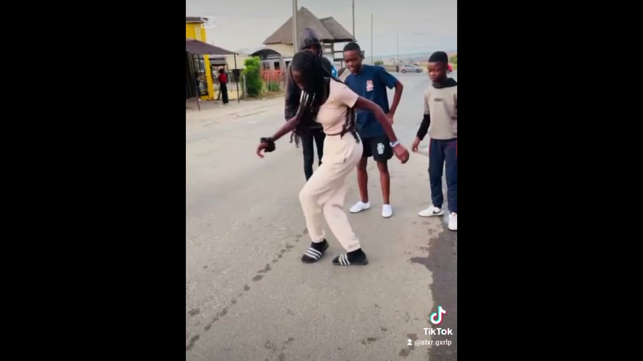 #amacombo #trendingpost #dance #mshiso #trendingpost ##Umshiso ##Combo Queen. 🔥🔥!