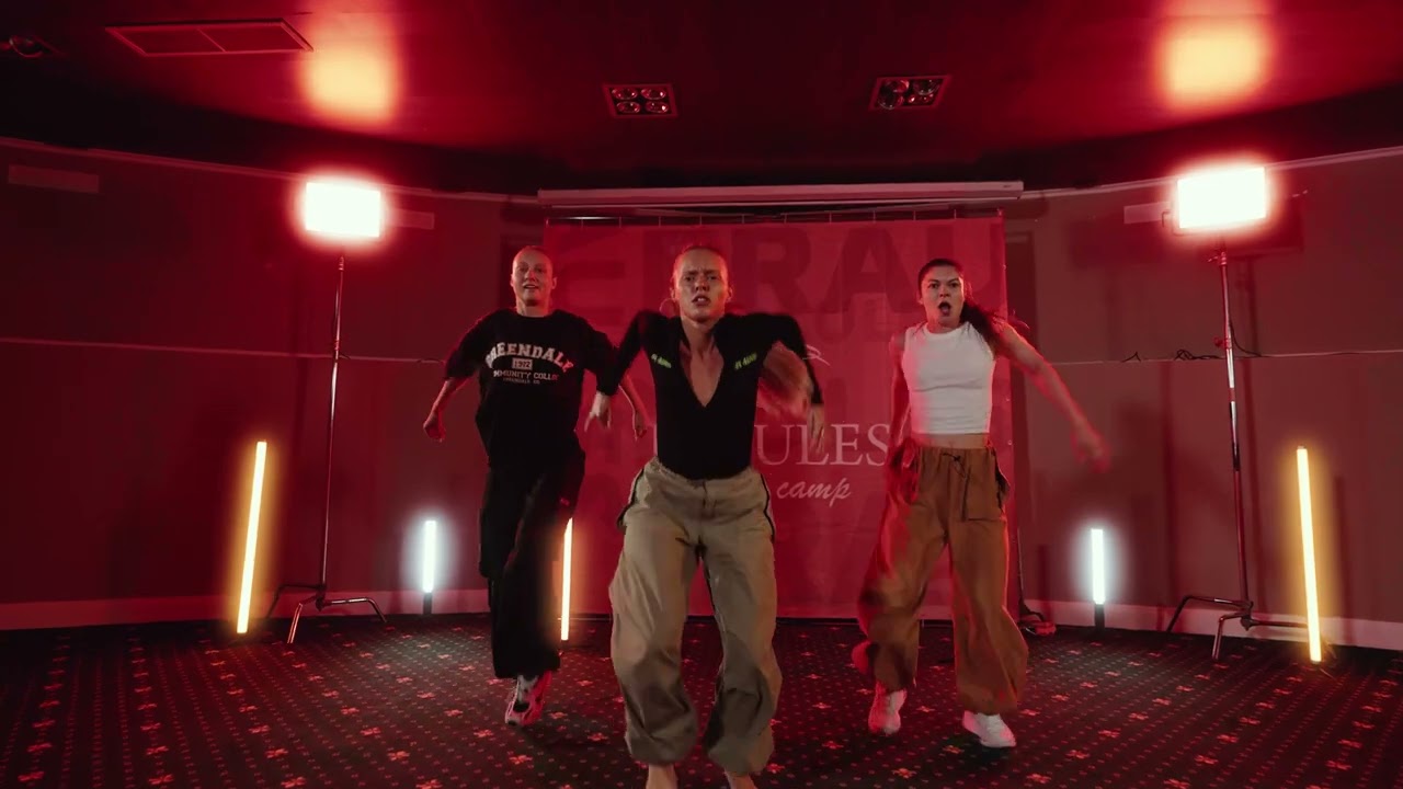 Dancehall Female - Алена Прокоданова, Лиза Слатвицкая, Соня Осипкова - Fraules Altay Camp