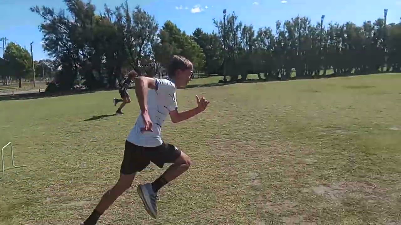 FÚTBOL FORMATIVO CIRCUITO DE  RESISTENCIA A LA FUERZA;A LOS    SALTOS Y A LA CARRERA BLOQUES  DE 7'