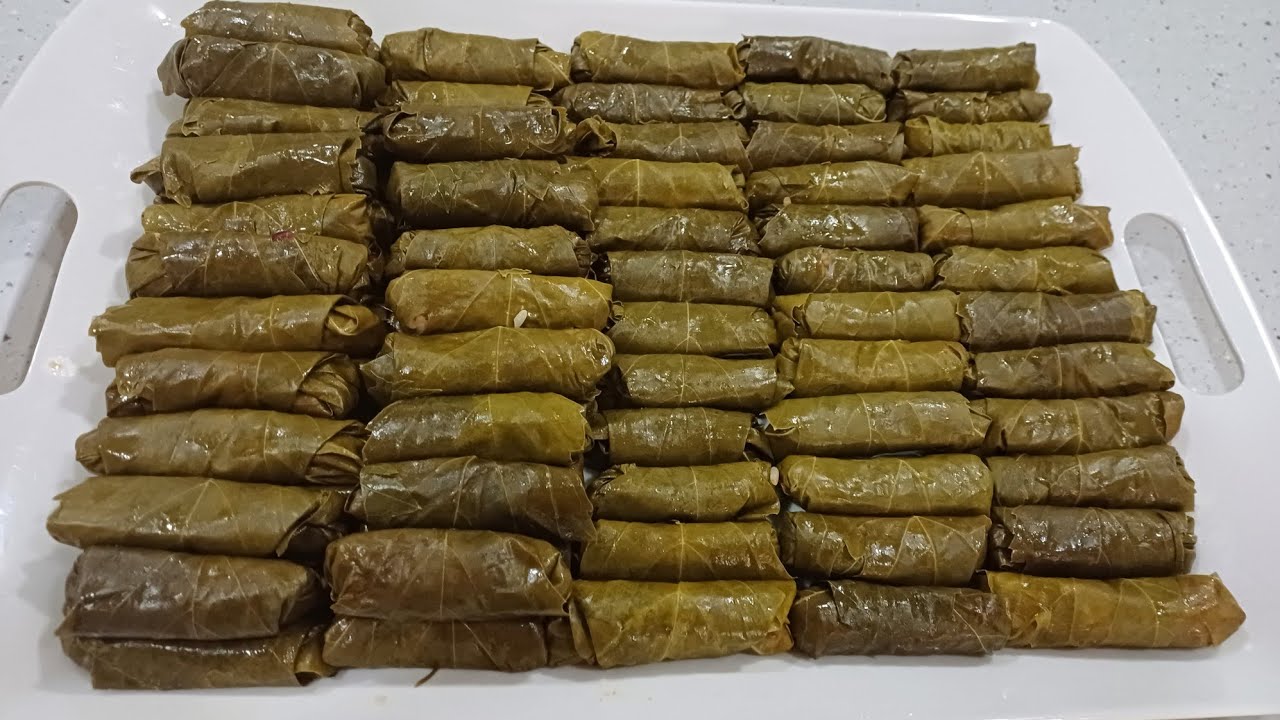 How To Make Warak Enab in Arabic | Stuffed Grape Leaves