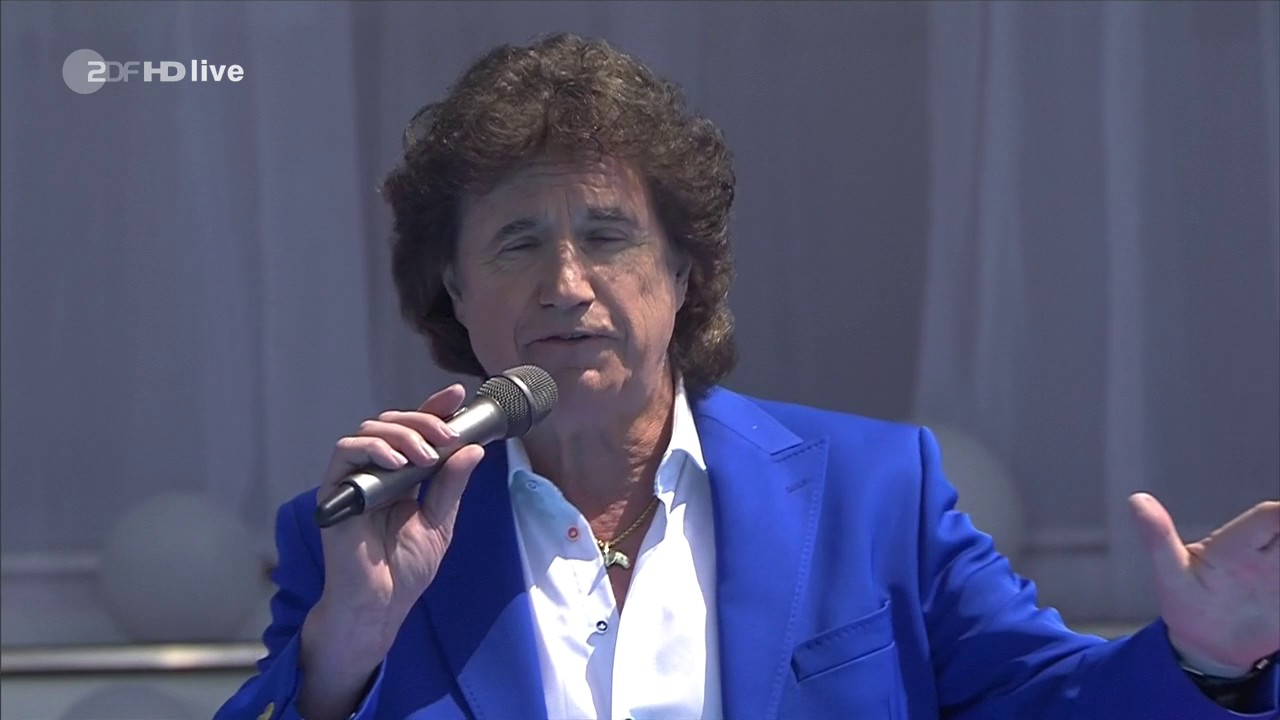 Olaf der Flipper - Hit-Medley - ZDF Fernsehgarten 21.05.2017