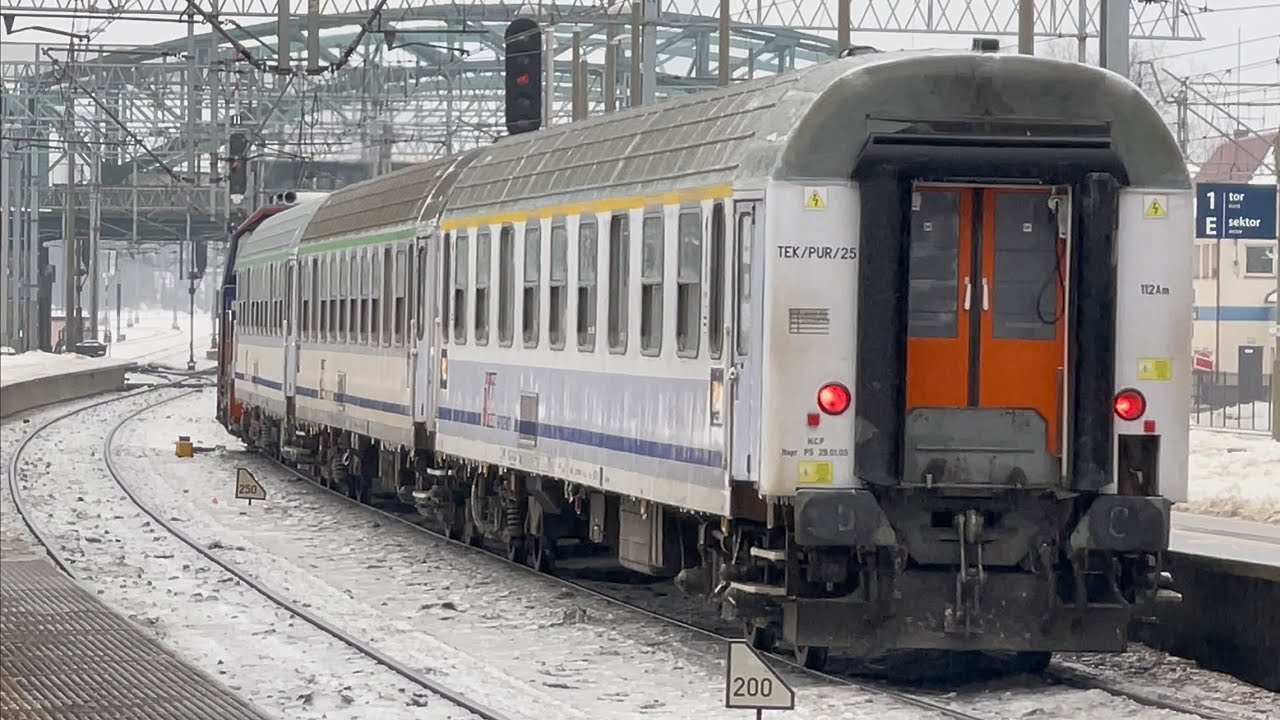 Dźwięk diesla na stacji kolejowej Gdańsk Wrzeszcz SU4210-005 TLK KRAJNA Gorzów Wielkopolski - Gdynia