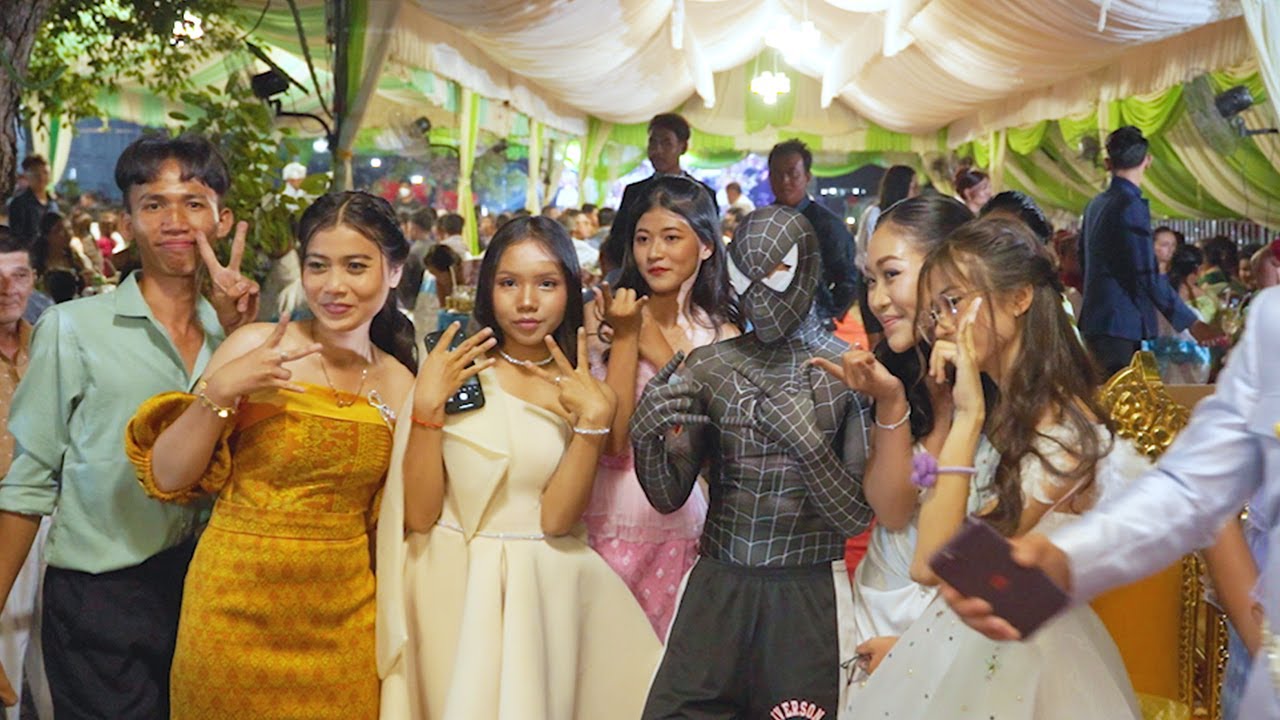 Spiderman ចូលសុីការផ្អើលពេញរោង 😂