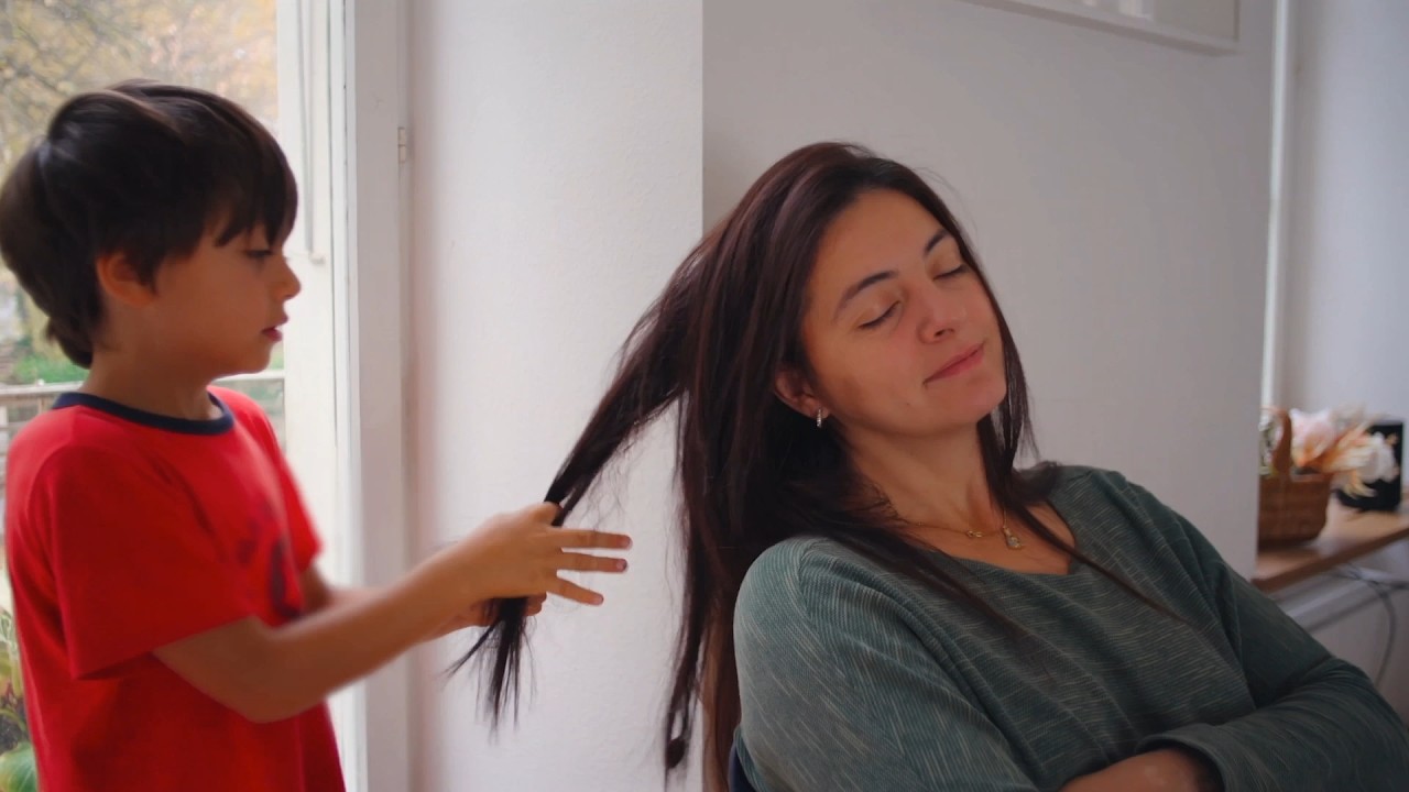 Mobile app 'Peanut' helps mothers find connections