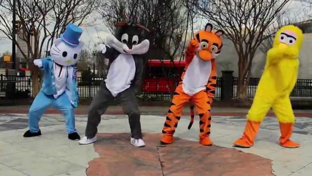 Cartoon Characters | OFFICIAL WHIP DANCE | Dragon House