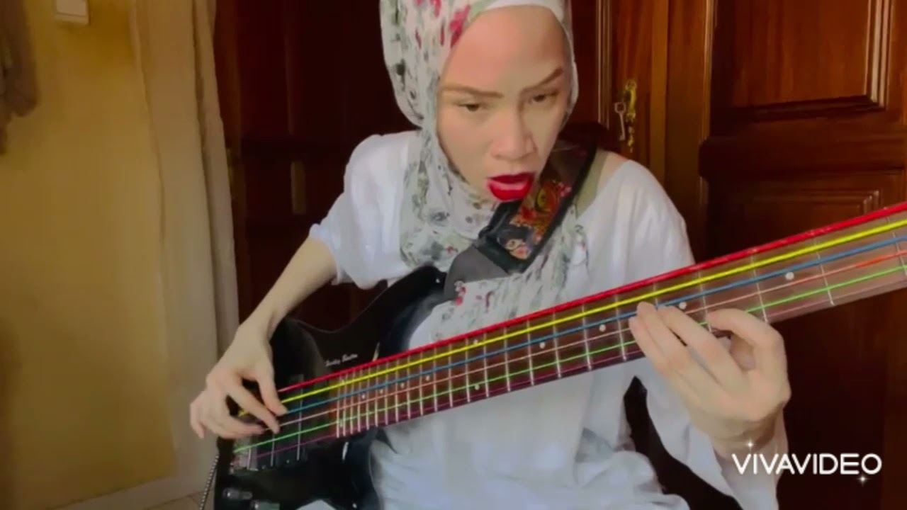 Lady Maah Keita Tribute to Etu Dieng