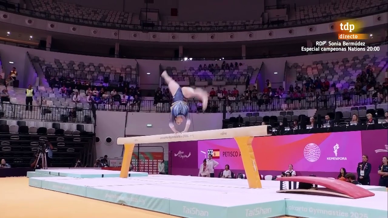 Alba Petisco. 2025 World Championships. AA. BB