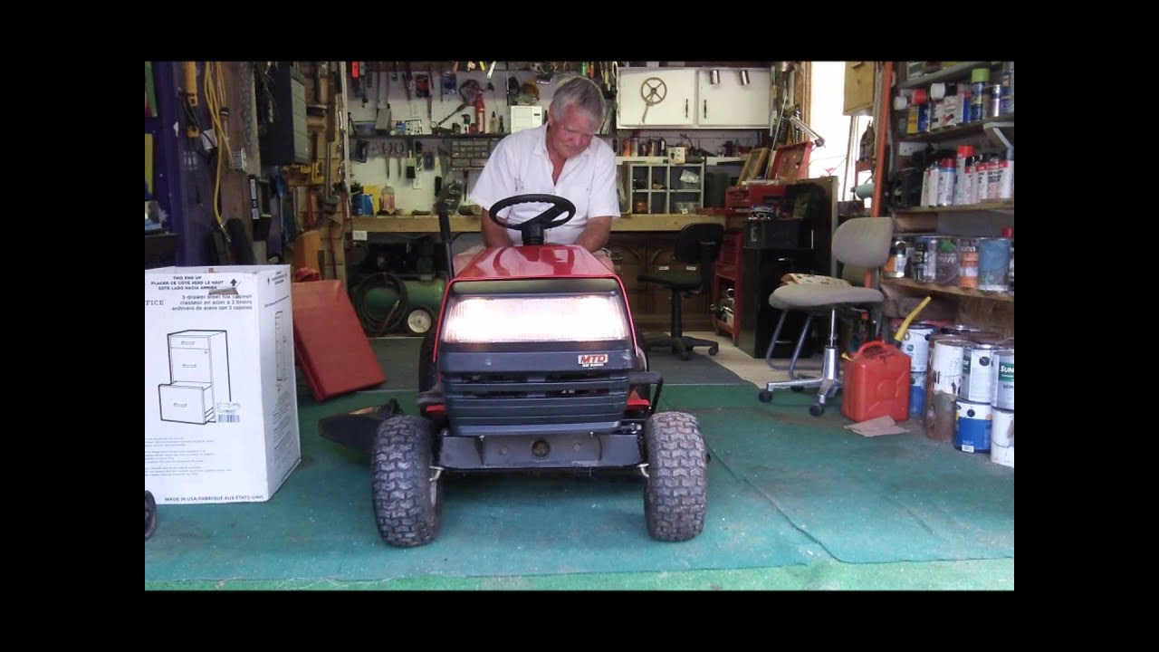 MTD mower in excellent condition