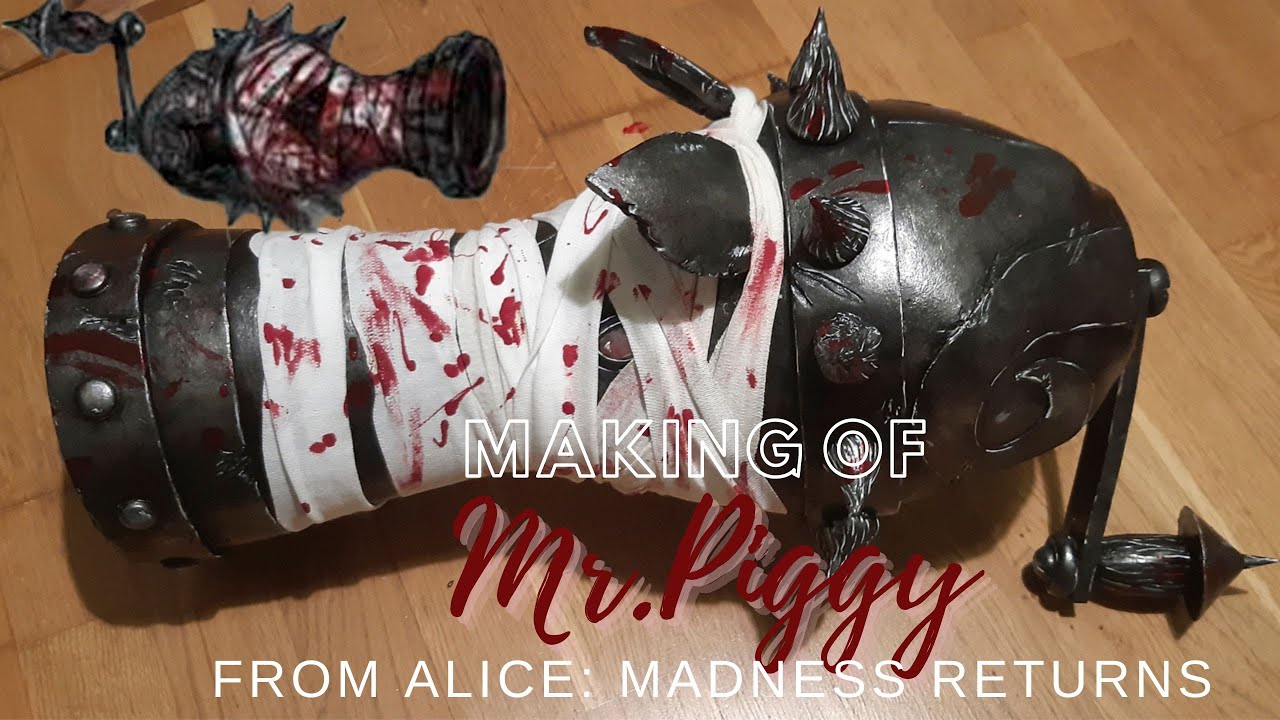 Starting a pig farm!  [Alice: Madness returns cosplay - Pepper grinder]