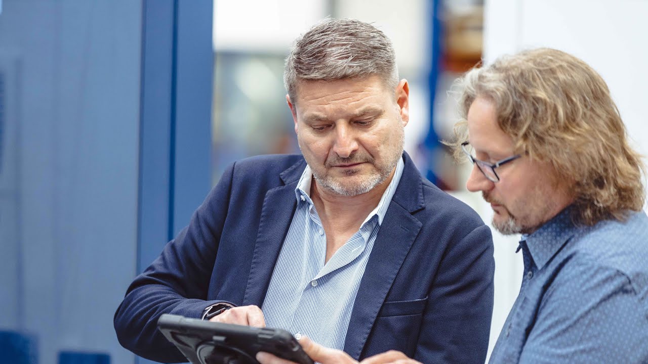 TRUMPF Smart Factory: Success story of our customer Merz