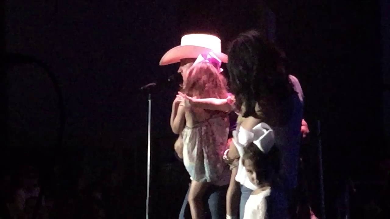 Justin Moore and family
