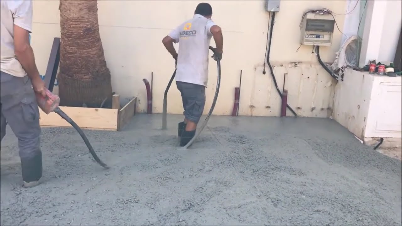 HORMIGONADO DE SOLERA CON BOMBA. VÍDEO 2