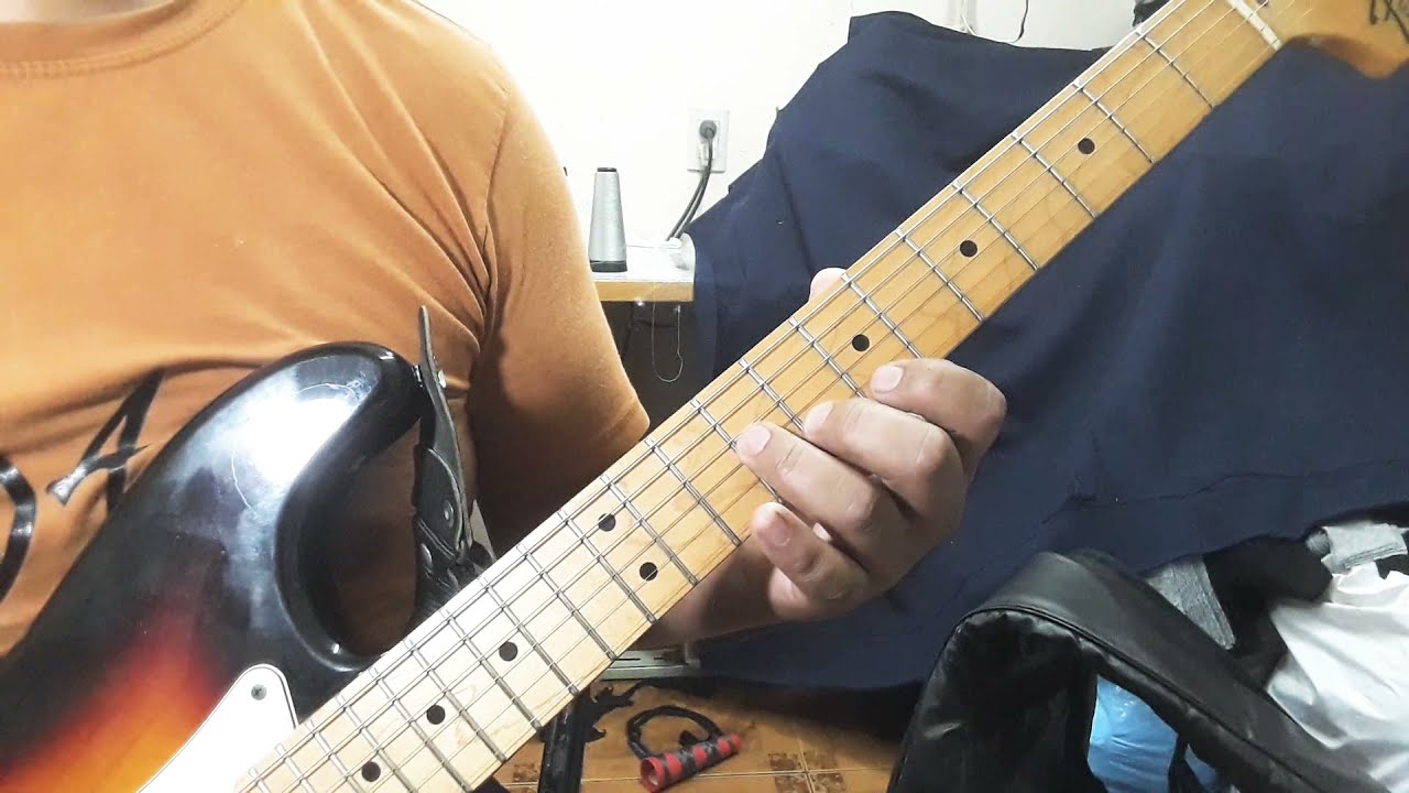 RIGO TOVAR..(la sirenita)como tocar los punteos