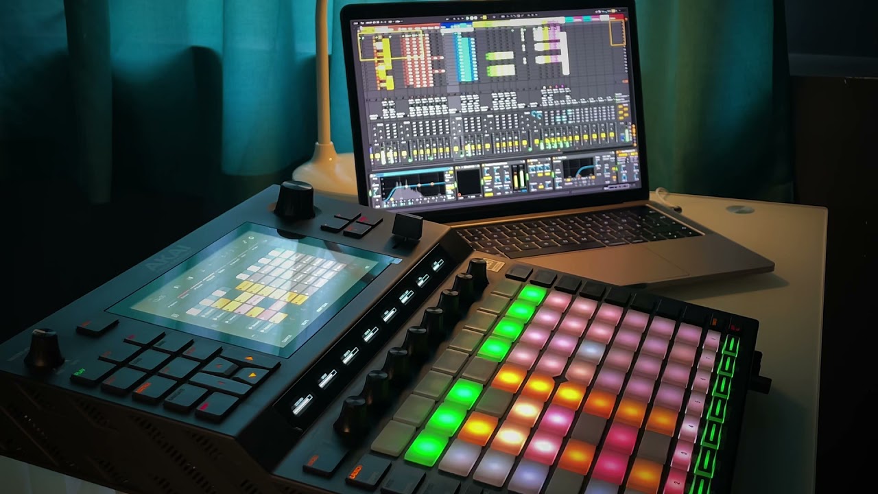 AKAI FORCE - Ableton Integration Clip Launch / With or Without You (Remix) U2
