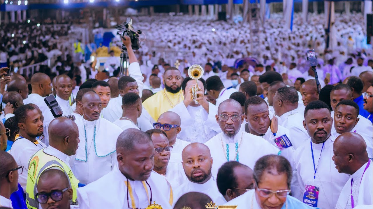 Spirit Filled! Olorun Oba Iye.... Pastor EMF Oshoffa With Massive Crowd In Mega Celestial Basilica