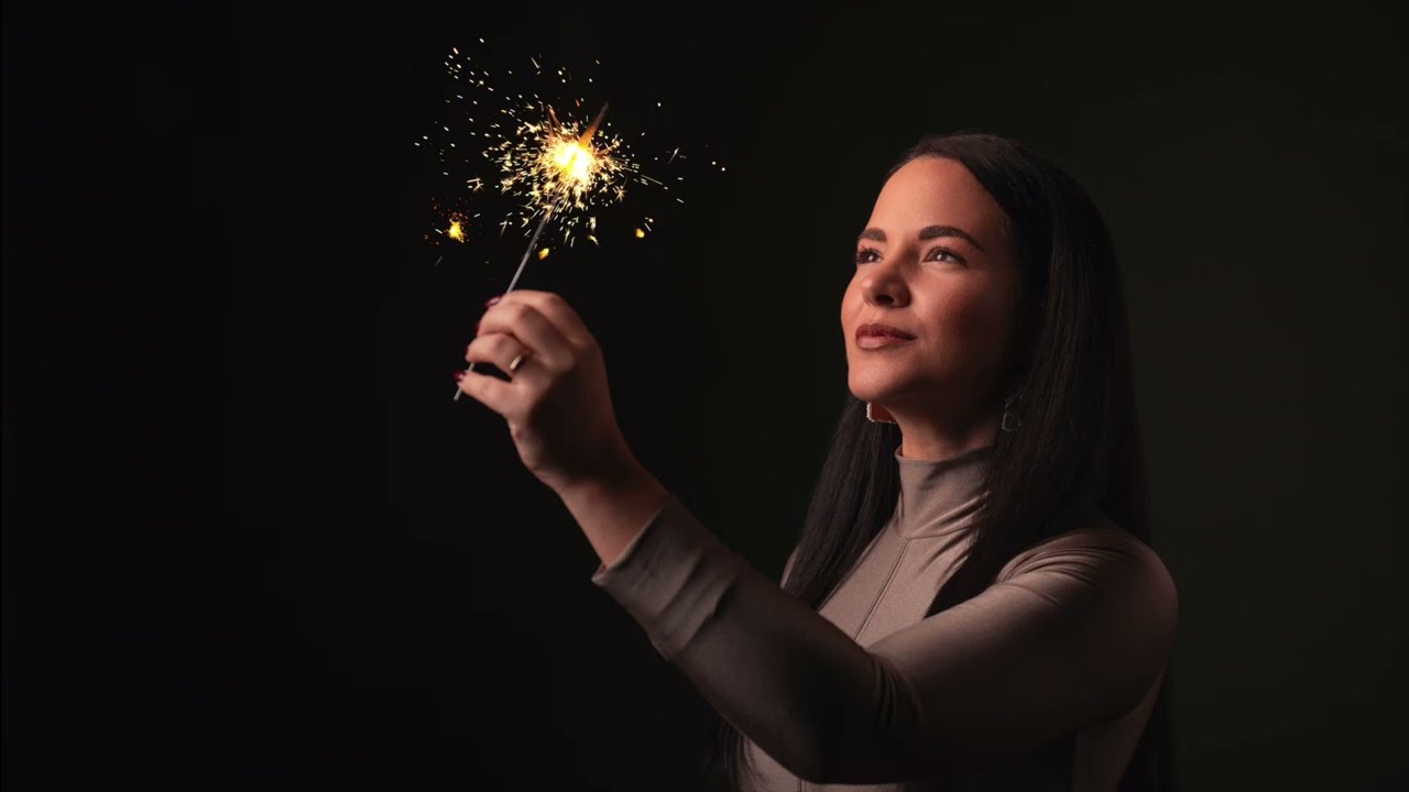 Paár Julcsi - Gyönyörűszép // A Fény meséje