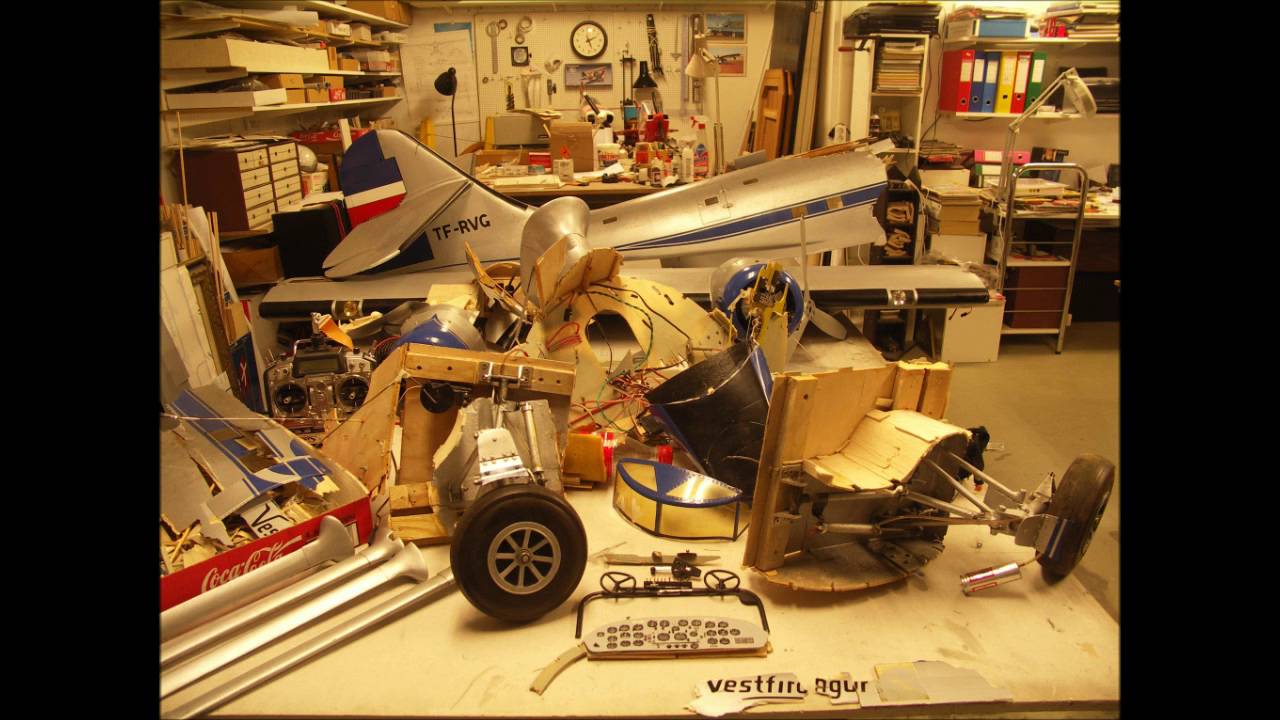 Crash of Giant Scale PBY-Catalina and Rebuild Process