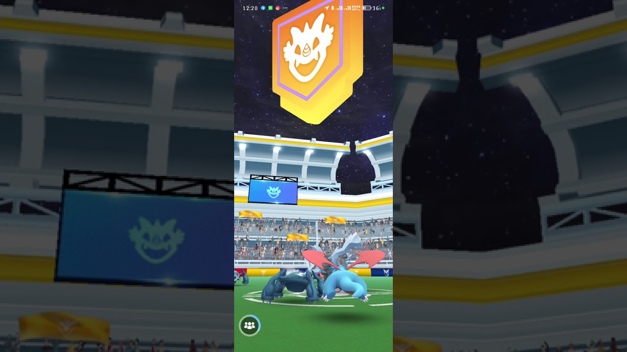 Derrotando a kyurem negro entre 5 jugadores con el poder del equipo #pokemongo #pokemon 