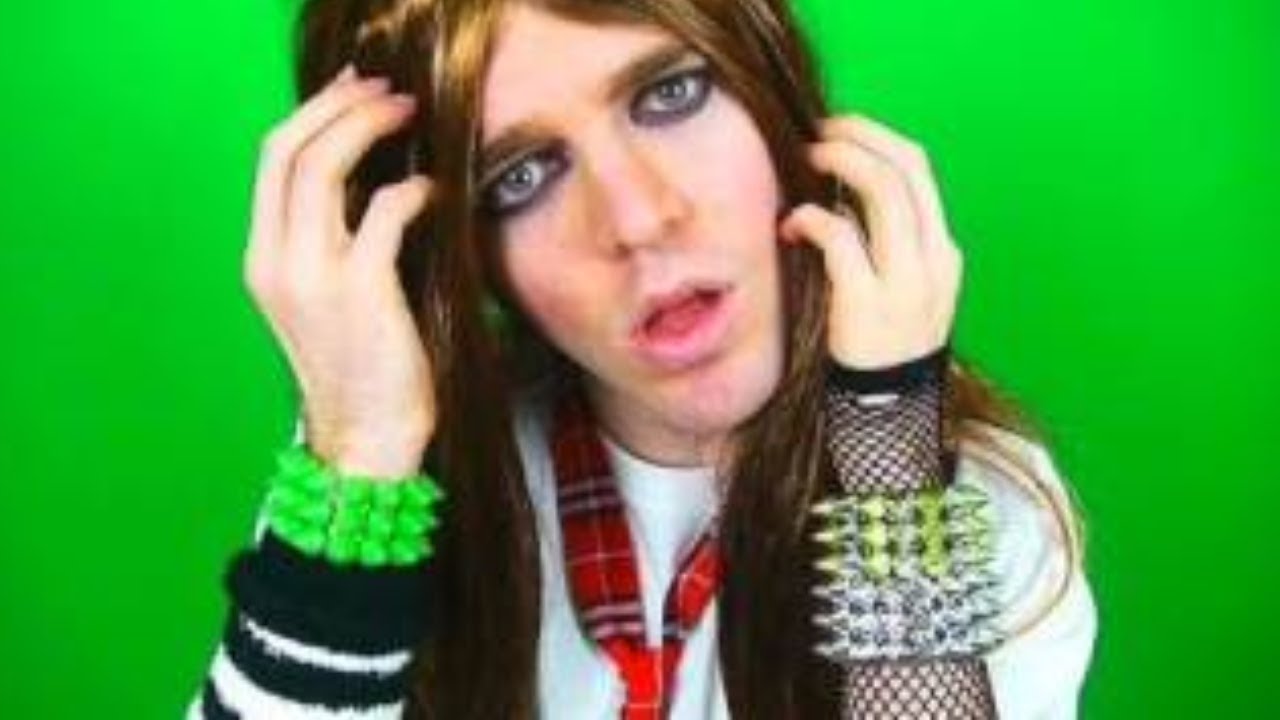 HOT EMO CHICK: ASK SHANE #24