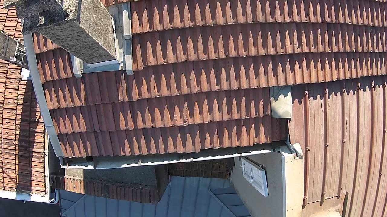 RECHERCHE  ET DETECTION FUITE DE TOITURE AVEC DRONE
