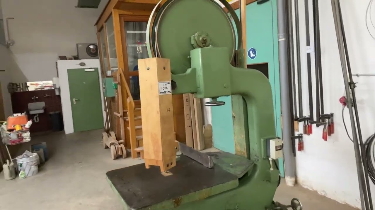 B&Auml;UERLE 0F 125/10 Band Saw