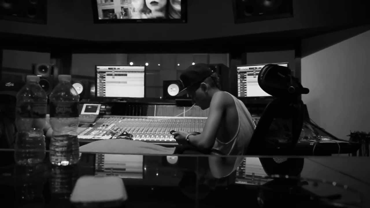 BB Bronx ft. Farruko  &. Vivo- The Making Of Bronx Wine