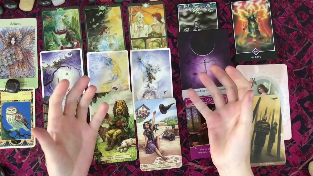 Sus sentimientos al día de hoy - Que siente? Que te quiere ocultar ? Tarot interactivo del amor hoy