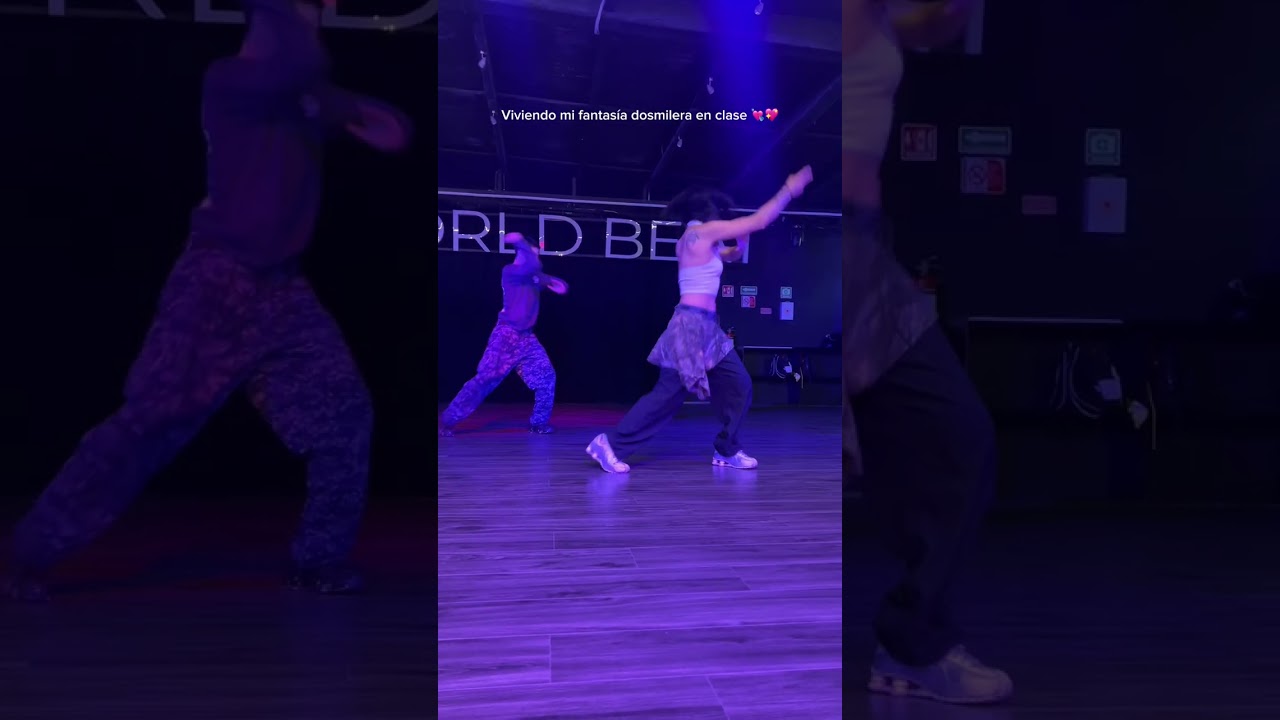 Fantas&iacute;a dosmilera en clase de Marla 💖 #Worldbeatstudiomx #aprendeabailar #escueladedanza #wbfam