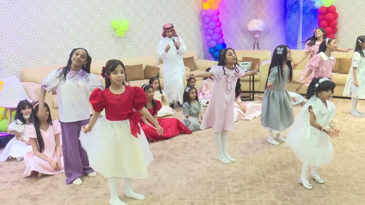 نشيد قدوم العيد في اداء مميز و استعراض رائع! شاهد الآن 🥹💕