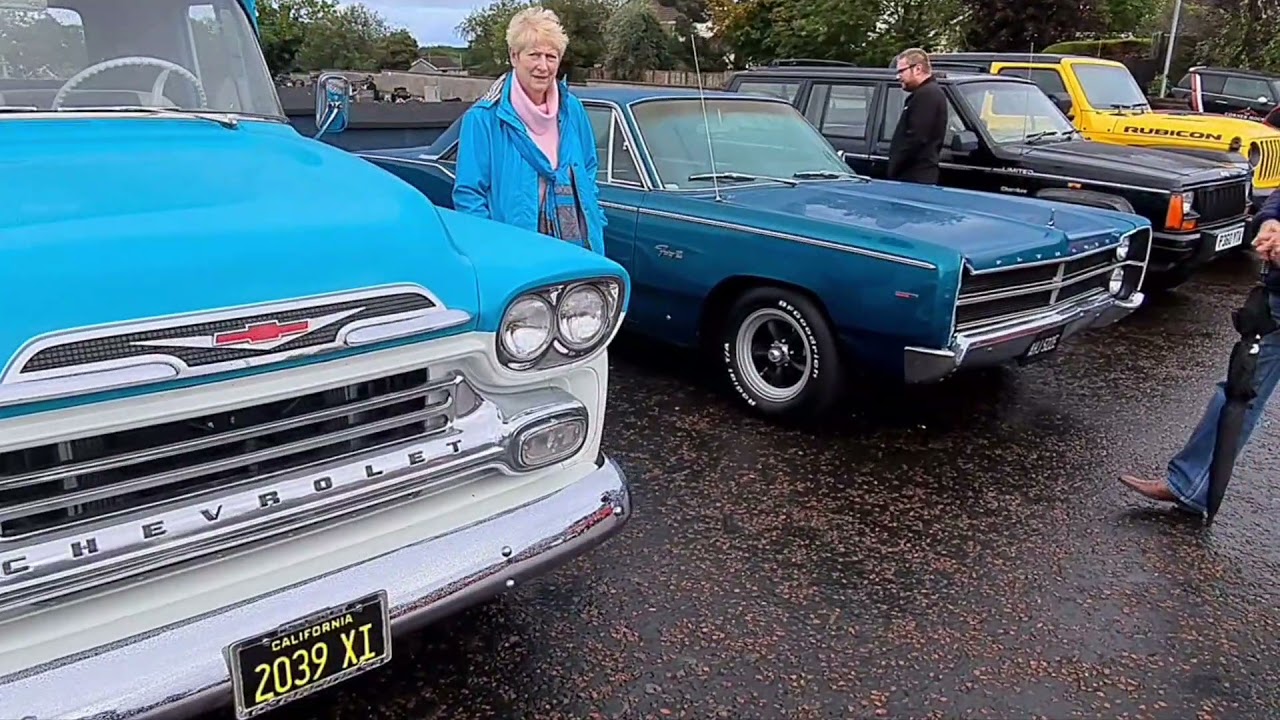 corner house Derrymacash American cars and coffee 2021