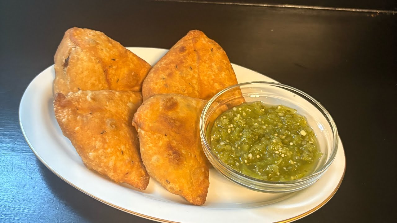 Potato and mung beans sambosa سمبوسه كچالو و ماش