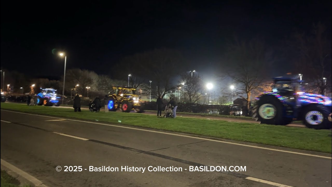 Basildon 2025 Christmas Tractor Run - Charity Event for St Luke's Hospice.