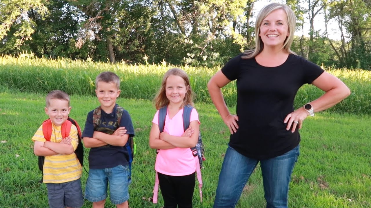 🎒Recipe for a Successful School Morning Routine!📓 (Minimalist Family Life 2019)