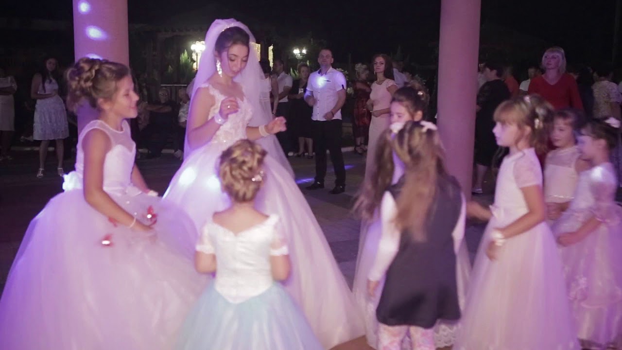КОШЕЛЯ-VIDEO Ваня і Віка веселі танці dj Славік Шандро