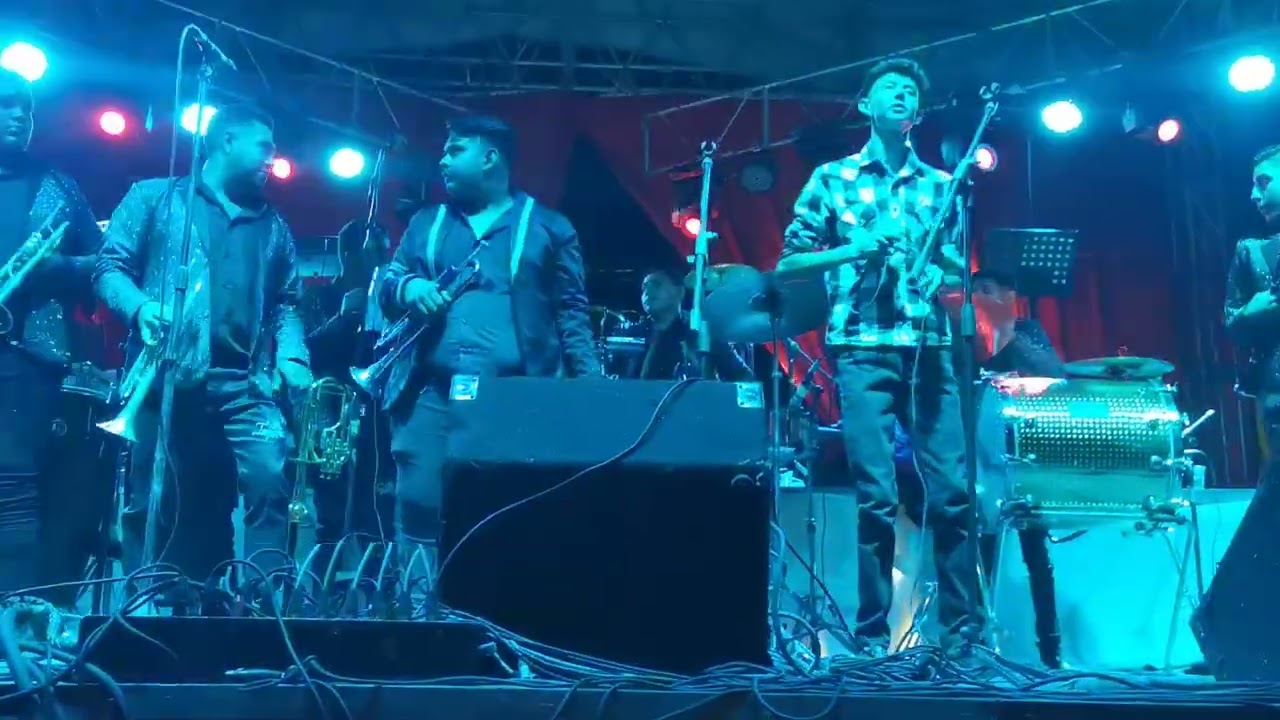 uber Juan y banda imperial de cajones gracias por llamar ahora
