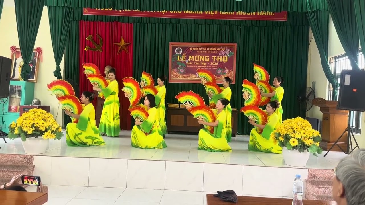 CLB dân vũ thôn liêu thượng : Chúc Thọ Đầu Xuân