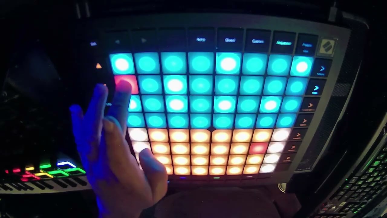 Launchpad Pro Mk3 - Sequencer demo / The Human League - Don't you want me (intro) / VST = OB-Xf