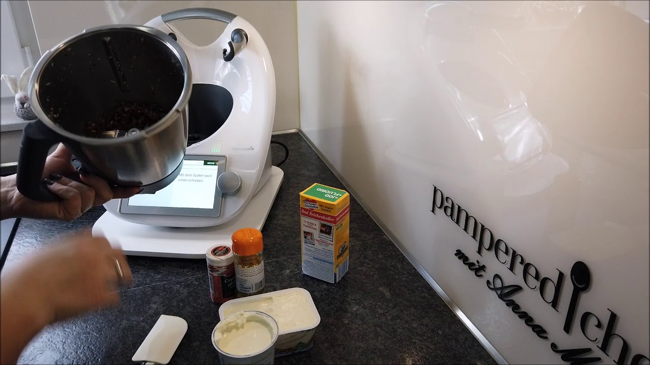 Помазка  с финиками и карри