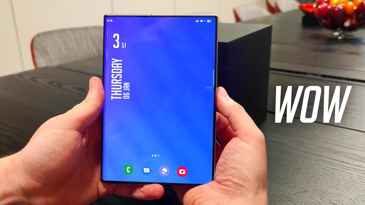 Складной телефон Samsung &mdash; видеообзор