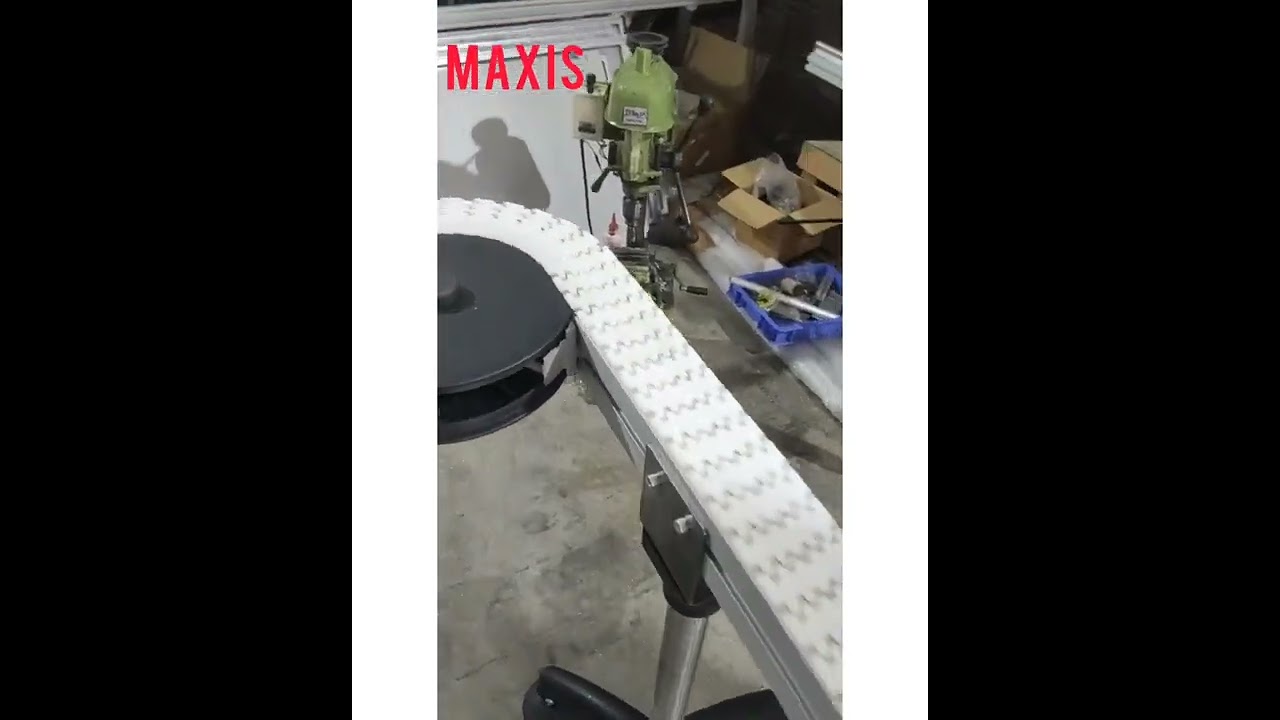 Flexible L Bend Conveyor 83 mm Flex chain with 90' Radius Bend