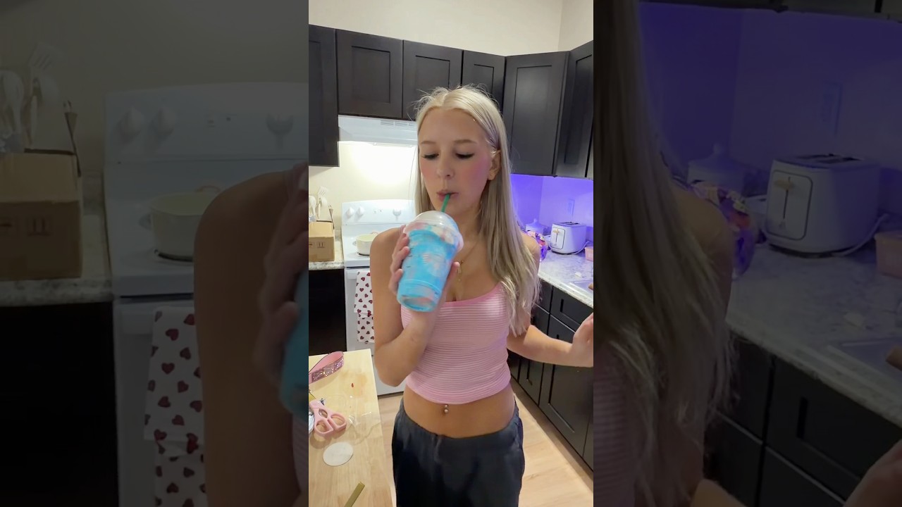 I MADE A UNICORN FRAPPUCCINO #unicornfrappuccino #nostalgia #starbucks #viral
