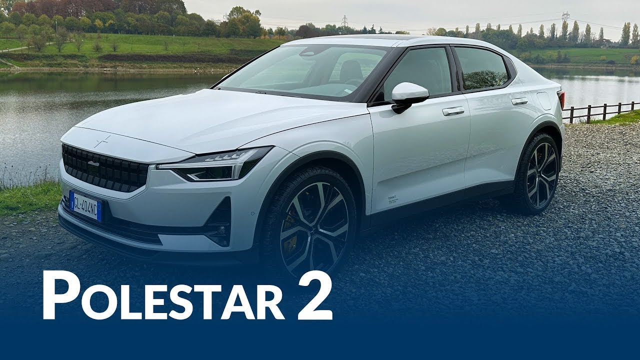 Polestar 2 2023: ha la Model 3 nel mirino (e costa meno)