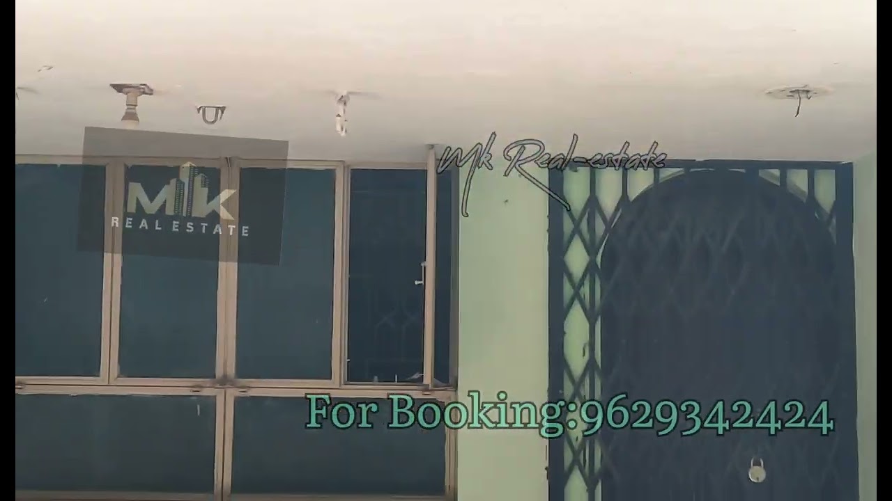 old House 2 BHK 30 feet road Approach. commercial property.1650 sqft building area Duraisamy Nagar