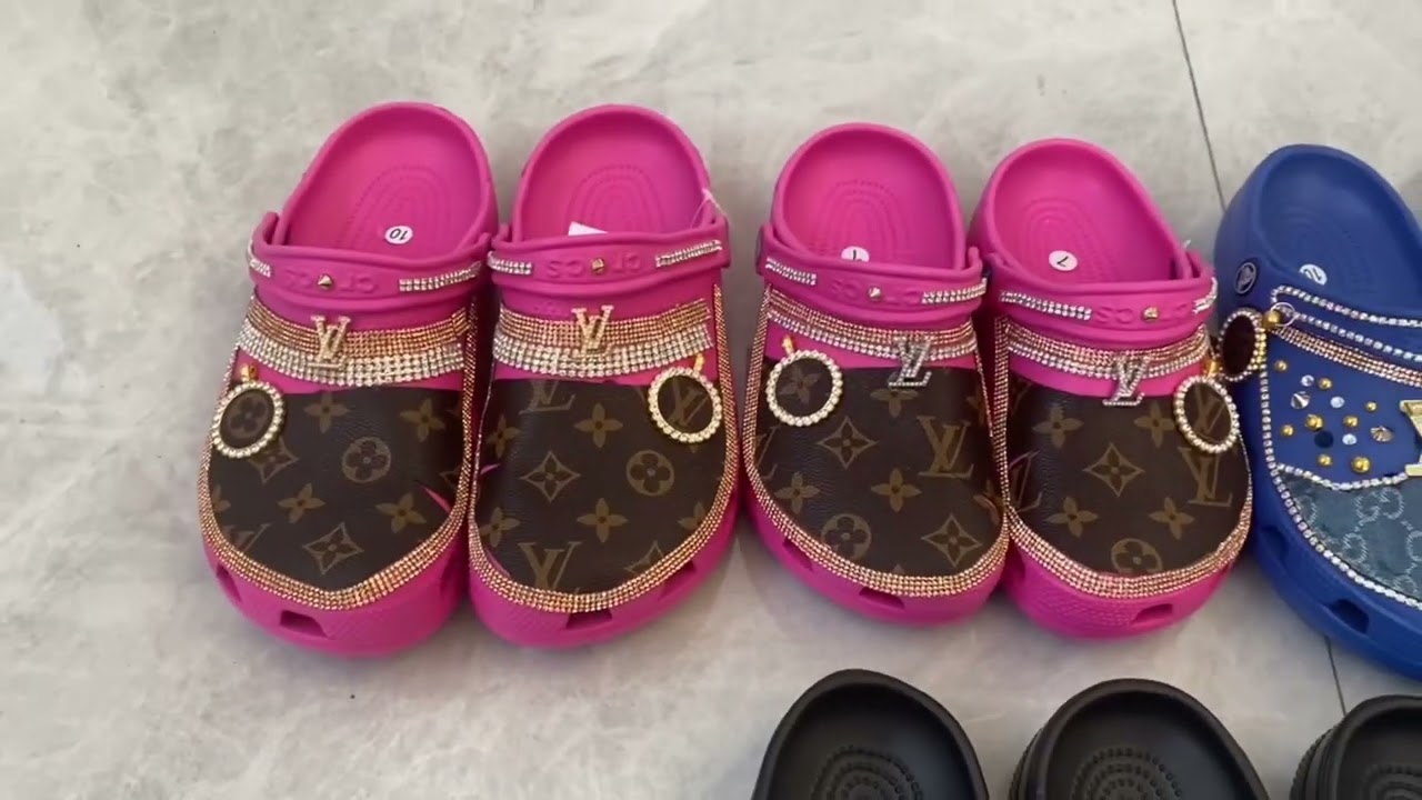 DIY bling bling Crocs Luxury Shoes with designer charms DIY Rhinestone Charms