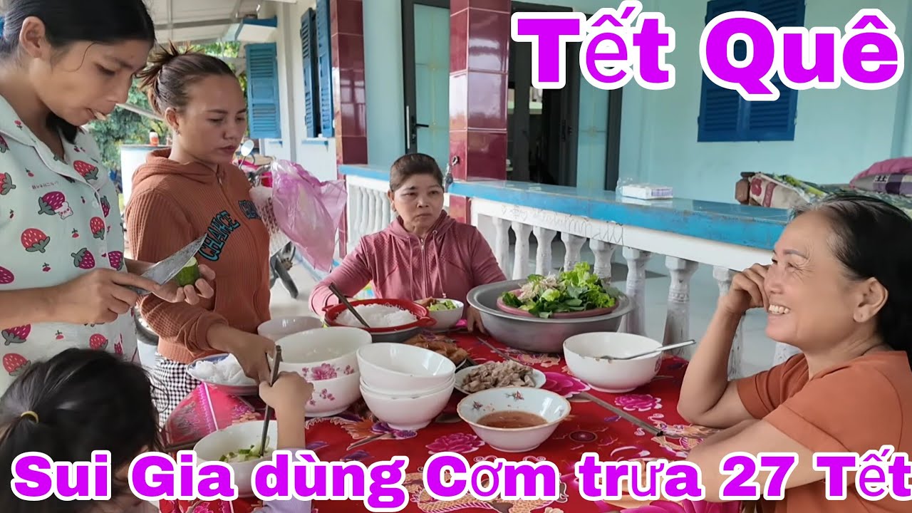 Семейная вражда / Приглашение бабушек, дедушек, тетушек и дядей на обед в 27-й день лунного Новог...