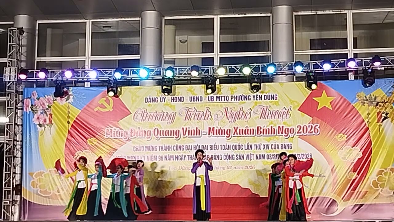 CLB hát chèo phường Yên Dũng 