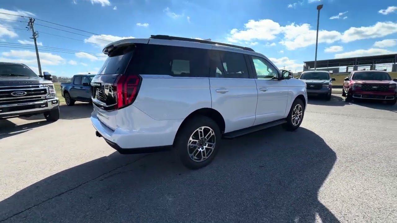 2026 Ford Expedition Active #T06525